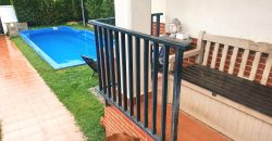 CHALET CASTRO con PISCINA CHALET CASTRO con PISCINA