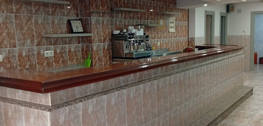 IDEAL PARA TXOKO O BAR