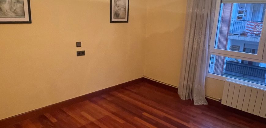 BUEN PISO EN REPELEGA con ASCENSOR