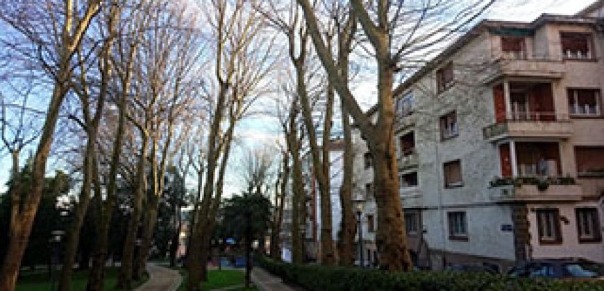 PRECIOSO PISO para ENTRAR A VIVIR en Av. Abaro