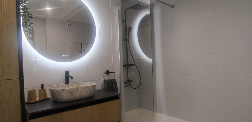 PRECIOSO PISO para ENTRAR A VIVIR en Av. Abaro