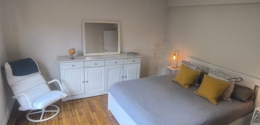 PRECIOSO PISO para ENTRAR A VIVIR en Av. Abaro