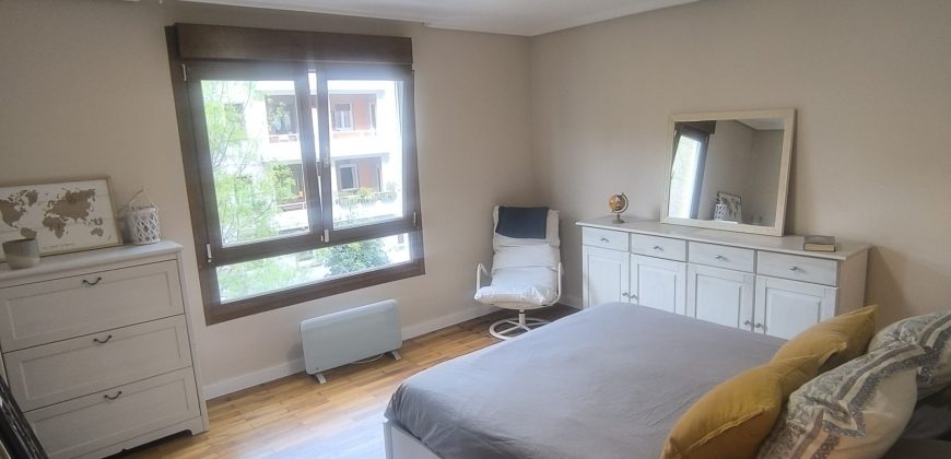 PRECIOSO PISO para ENTRAR A VIVIR en Av. Abaro