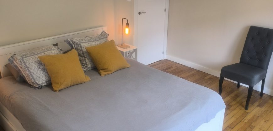 PRECIOSO PISO para ENTRAR A VIVIR en Av. Abaro