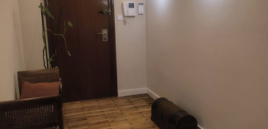 PRECIOSO PISO para ENTRAR A VIVIR en Av. Abaro