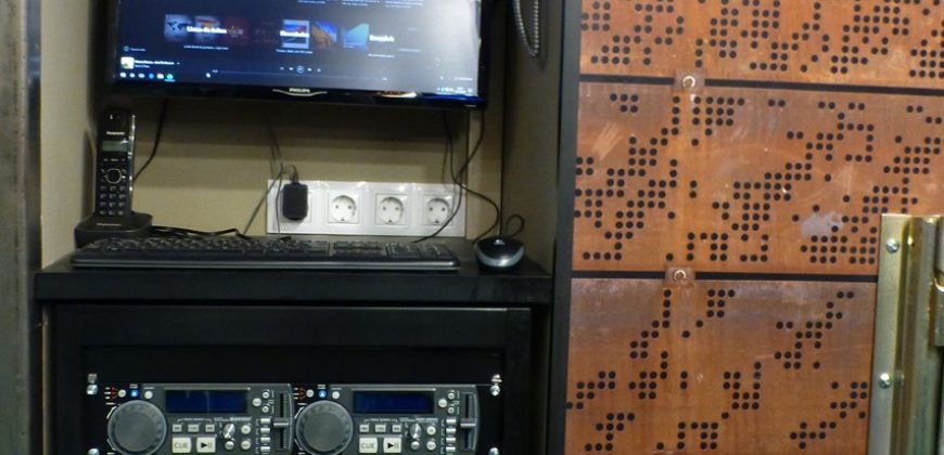 LOCAL HOSTELERIA en FUNCIONAMIENTO