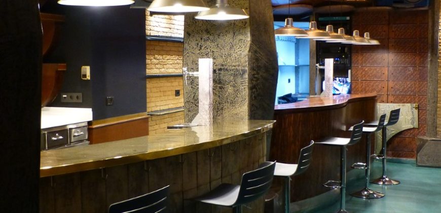 LOCAL HOSTELERIA en FUNCIONAMIENTO